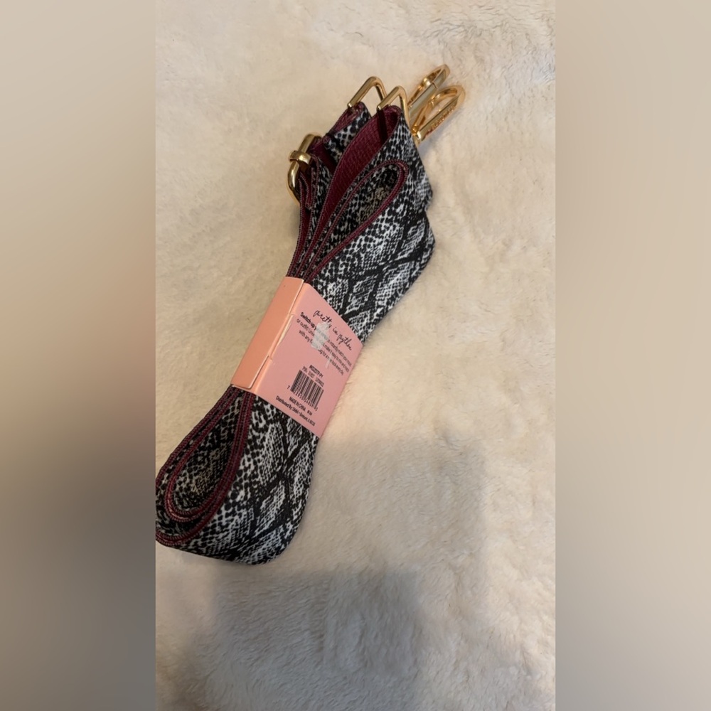 Kedzie NWT Interchangeable Bag Strap